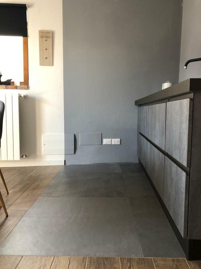 ポルペナッツェ・デル・ガルダTree Houseアパートメント エクステリア 写真